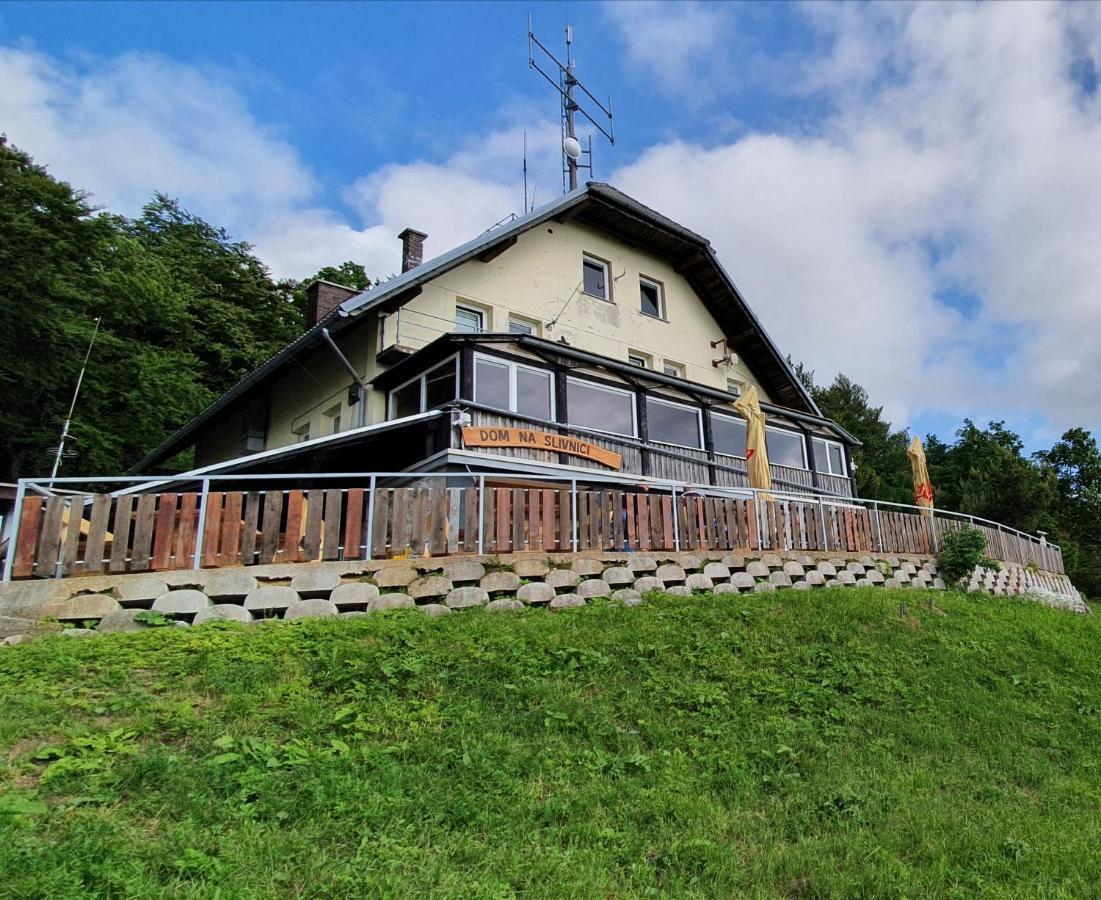 Dom Na Slivnici Bed and Breakfast Cerknica Eksteriør billede
